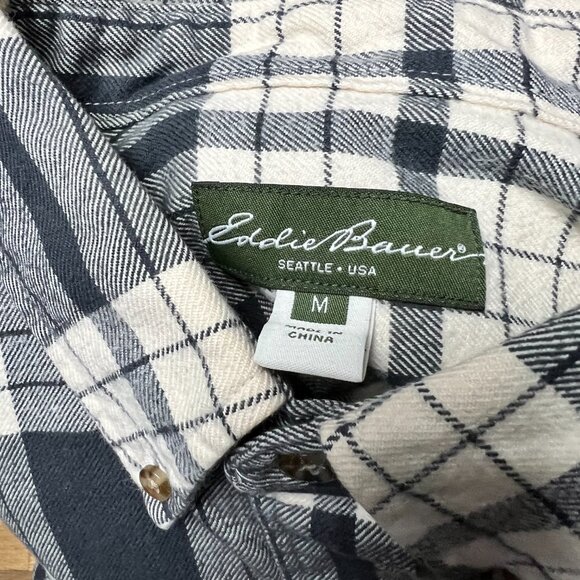 Eddie Bauer Black and White Flannel Shirt Long Sleeve Button Down Size Medium - Picture 4 of 9
